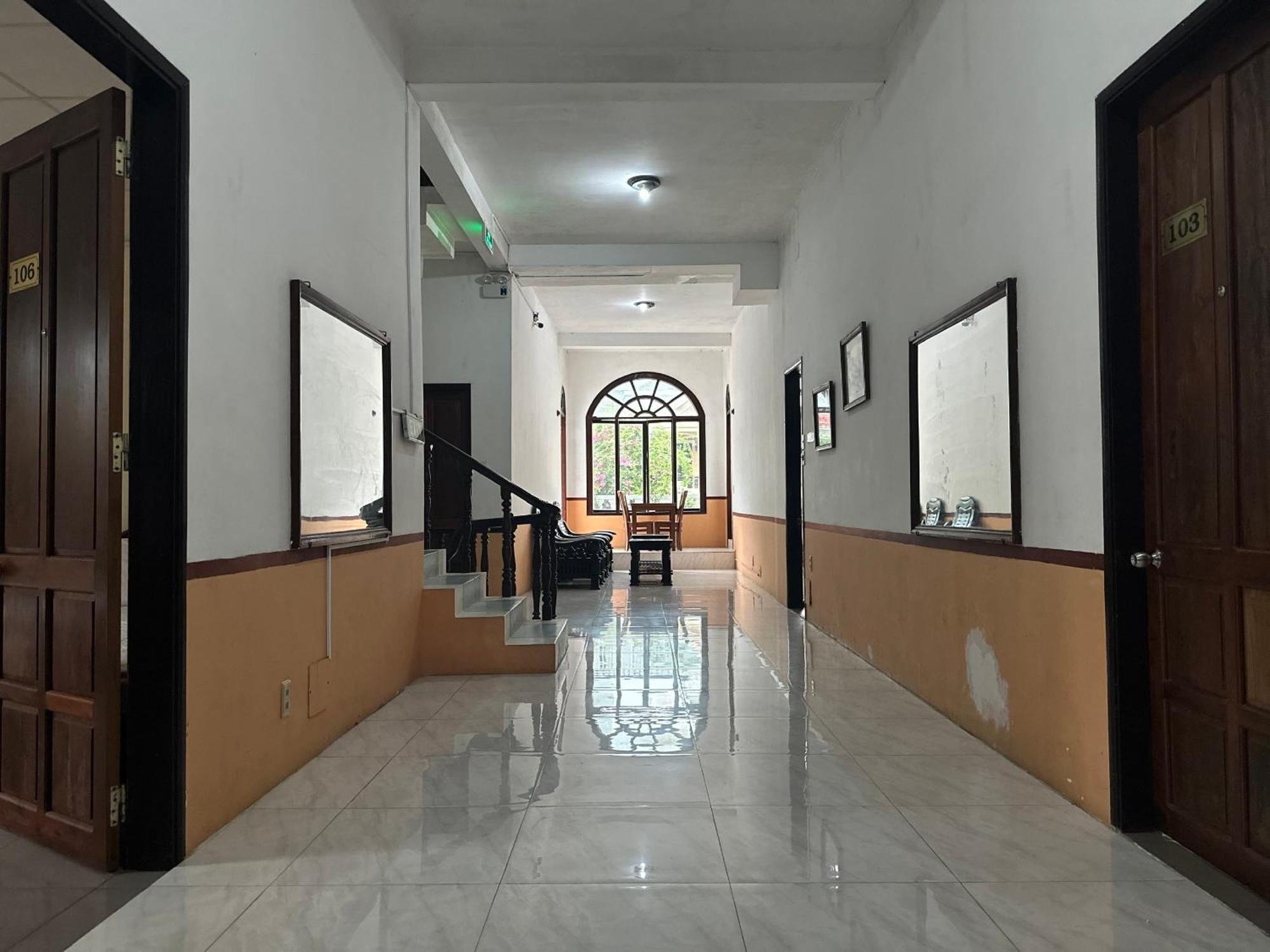 הואה Dong Loi Hotel מראה חיצוני תמונה